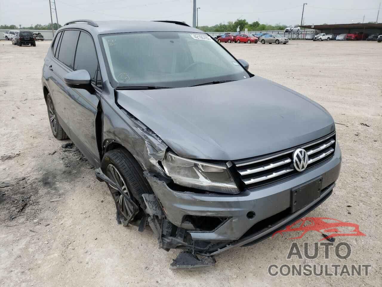 VOLKSWAGEN TIGUAN 2018 - 3VV1B7AX1JM027677