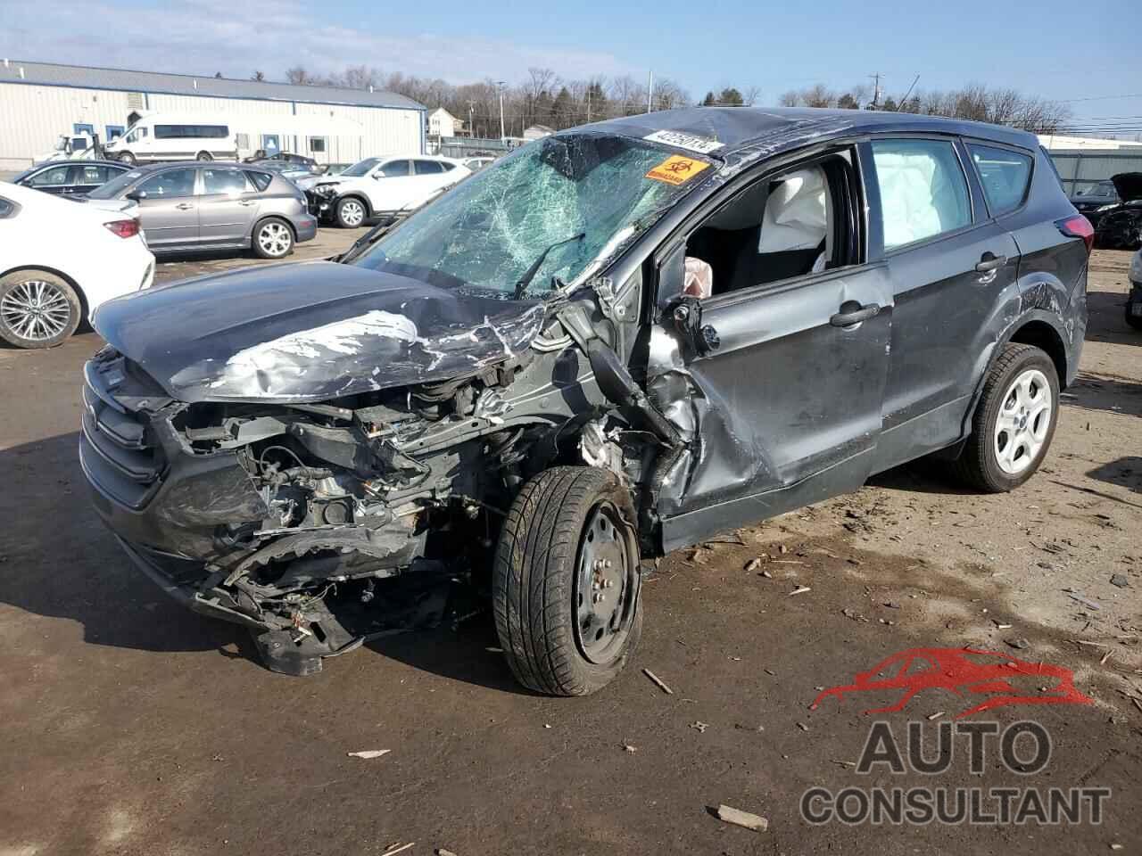 FORD ESCAPE 2019 - 1FMCU0F71KUA67011