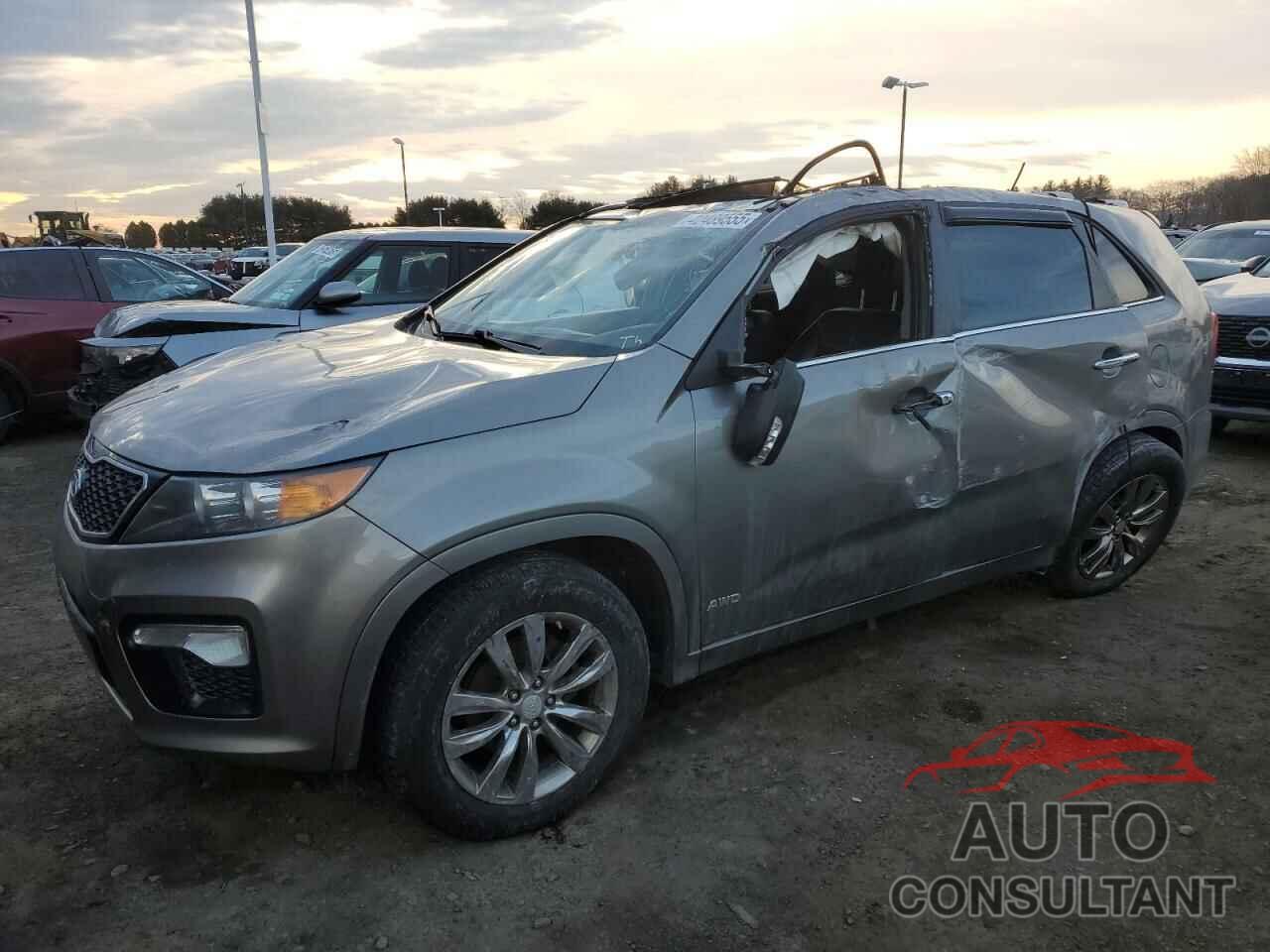 KIA SORENTO 2013 - 5XYKWDA26DG383313