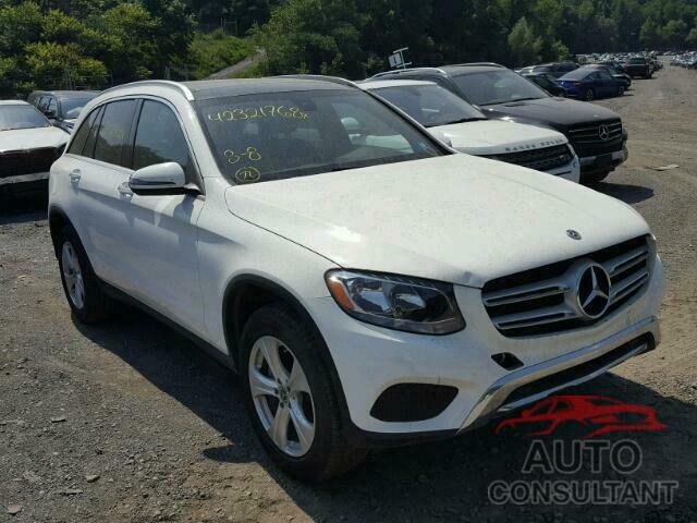 MERCEDES-BENZ GLC300 2017 - WDC0G4KB0HV010473