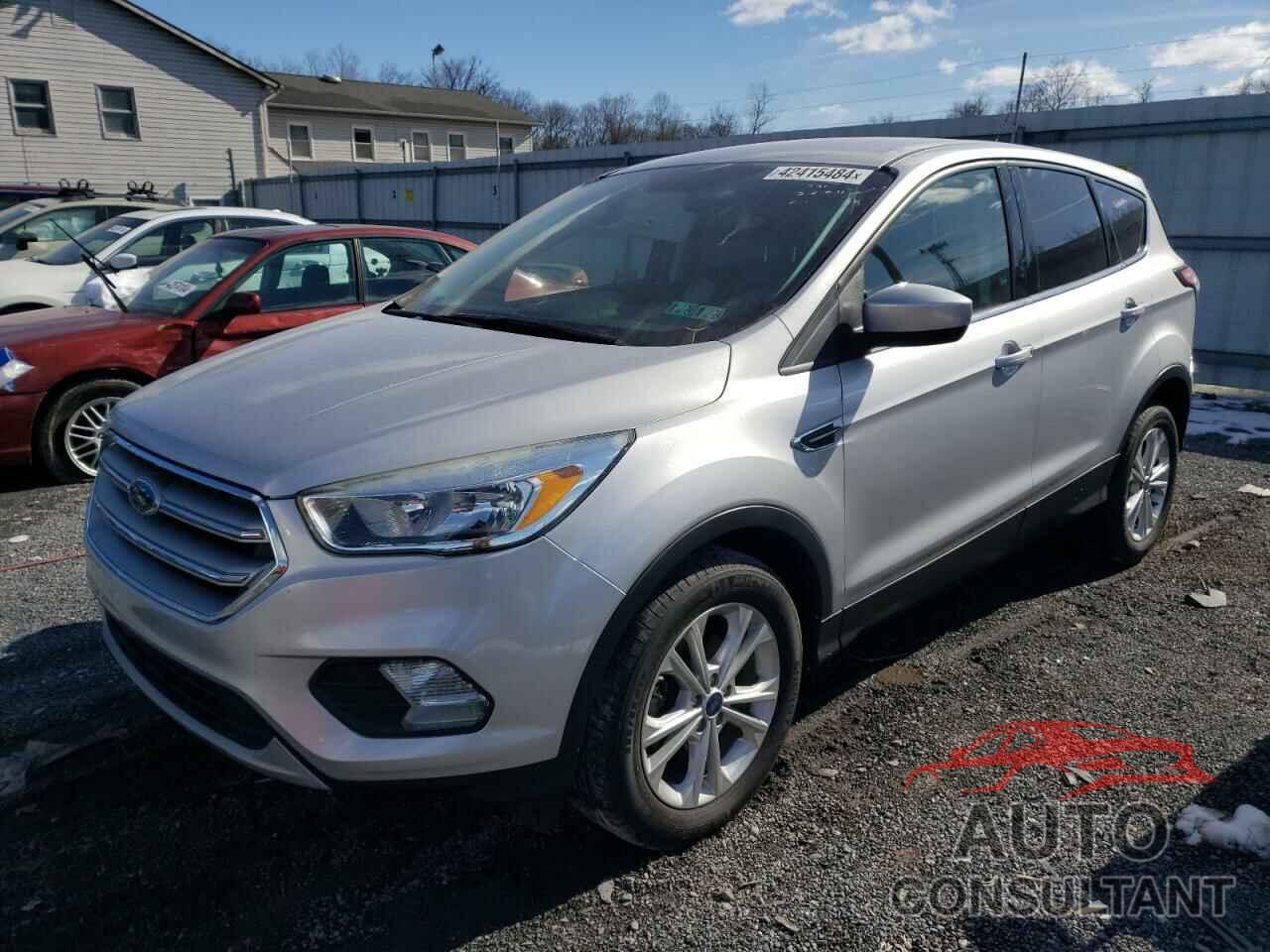 FORD ESCAPE 2017 - 1FMCU0GD1HUD03654