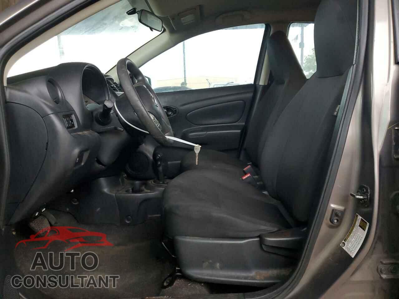 NISSAN VERSA 2017 - 3N1CN7AP5HL886286