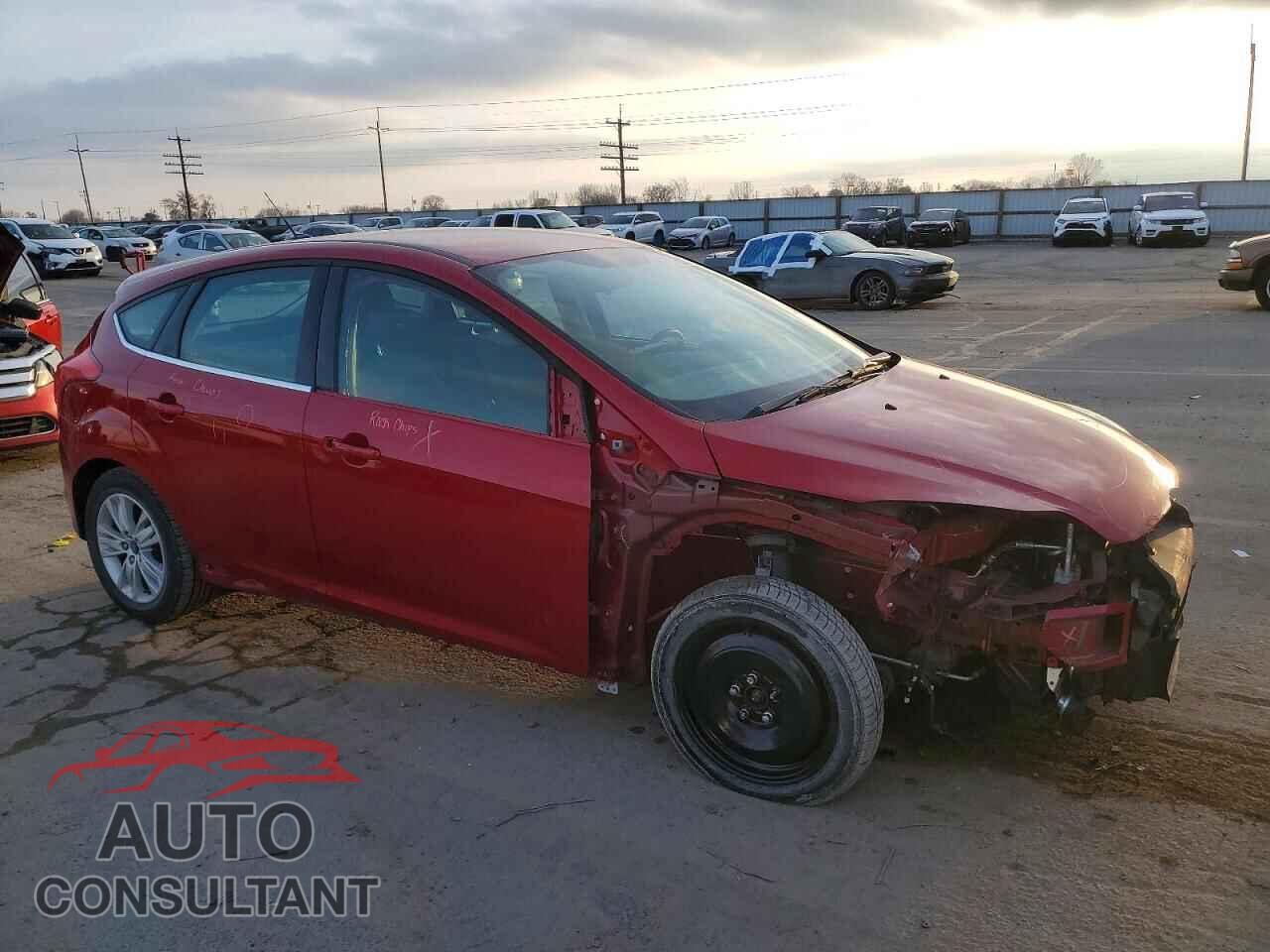 FORD FOCUS 2012 - 1FAHP3M23CL101862