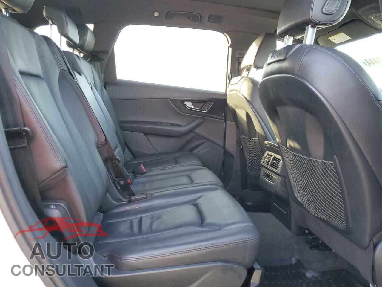 AUDI Q7 2017 - WA1AHAF77HD038301