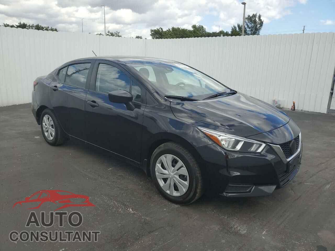 NISSAN VERSA 2021 - 3N1CN8DV2ML911400