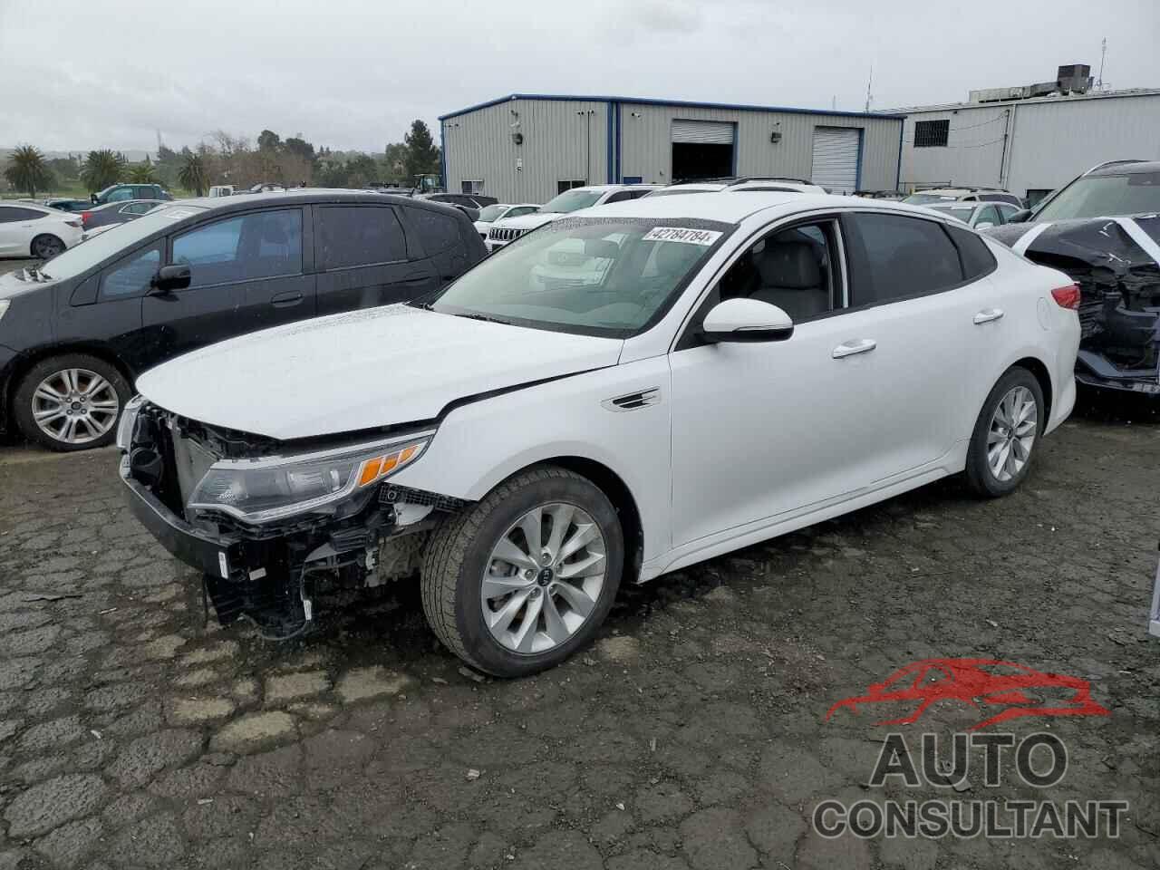 KIA OPTIMA 2018 - 5XXGU4L35JG270079