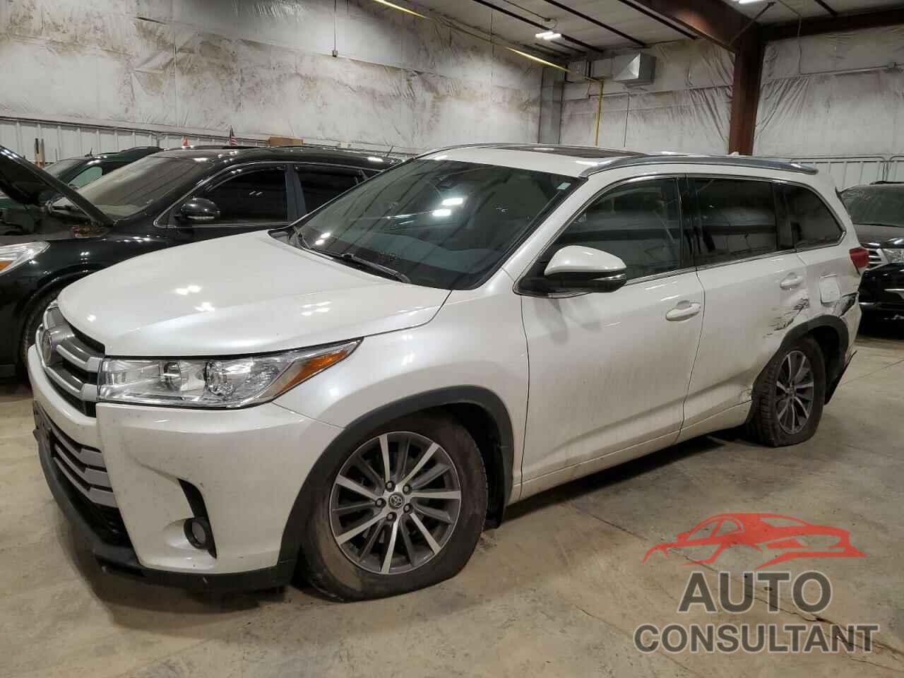 TOYOTA HIGHLANDER 2017 - 5TDJZRFH6HS431723