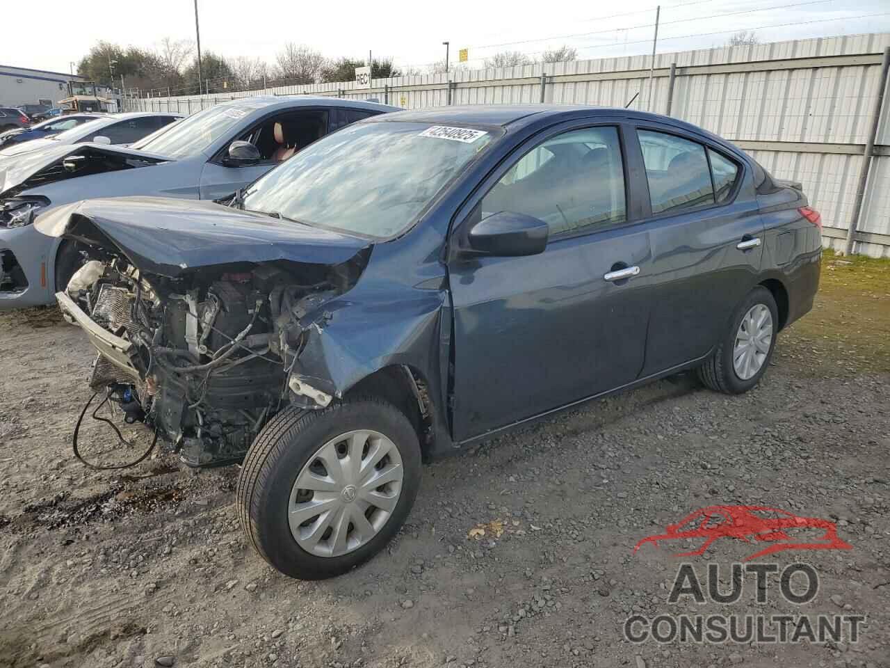 NISSAN VERSA 2017 - 3N1CN7AP9HL879437