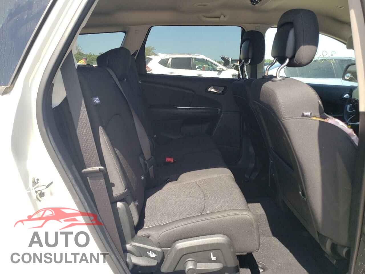 DODGE JOURNEY 2018 - 3C4PDCBB7JT511597