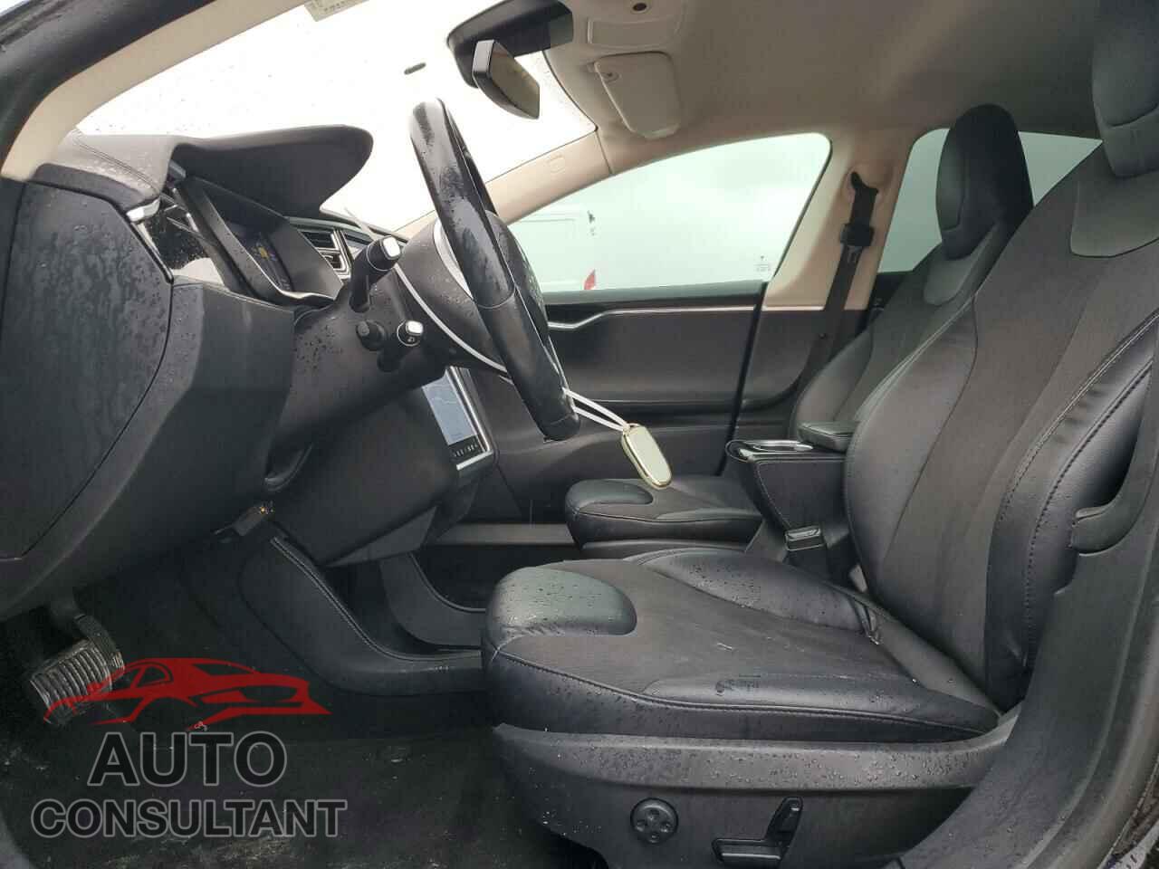 TESLA MODEL S 2015 - 5YJSA1S2XFF082257