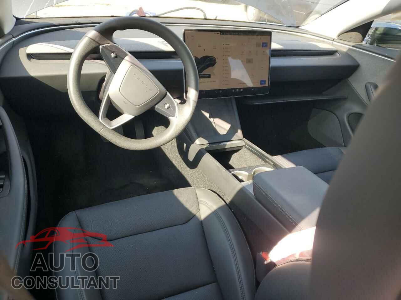 TESLA MODEL 3 2024 - 5YJ3E1EA6RF744142