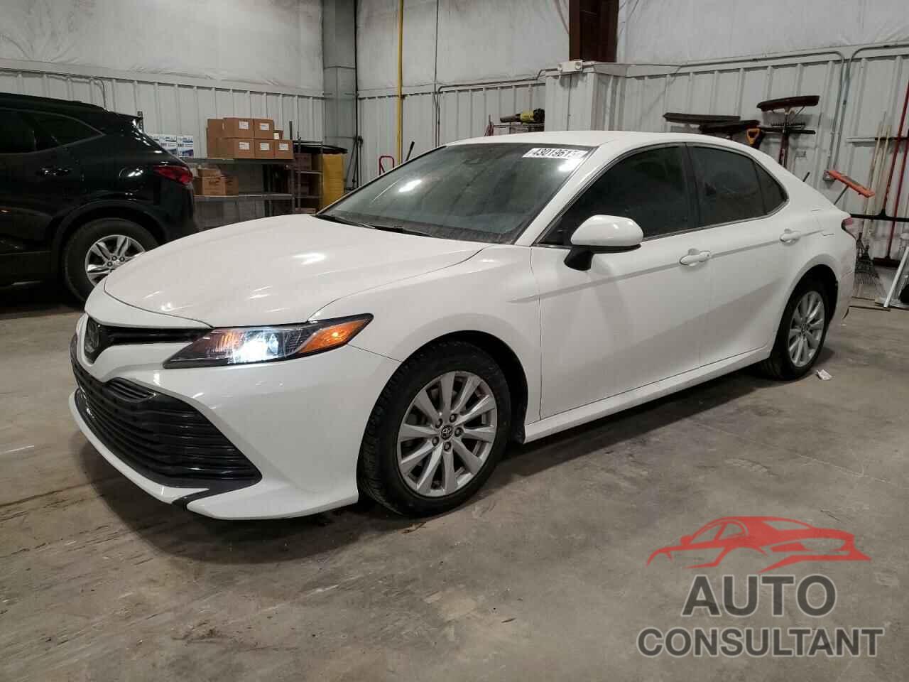 TOYOTA CAMRY 2018 - JTNB11HK5J3039647