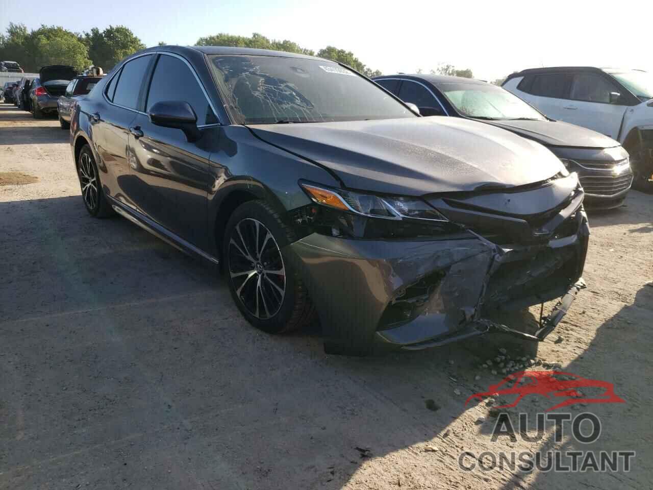 TOYOTA CAMRY 2018 - 4T1B11HK7JU149285