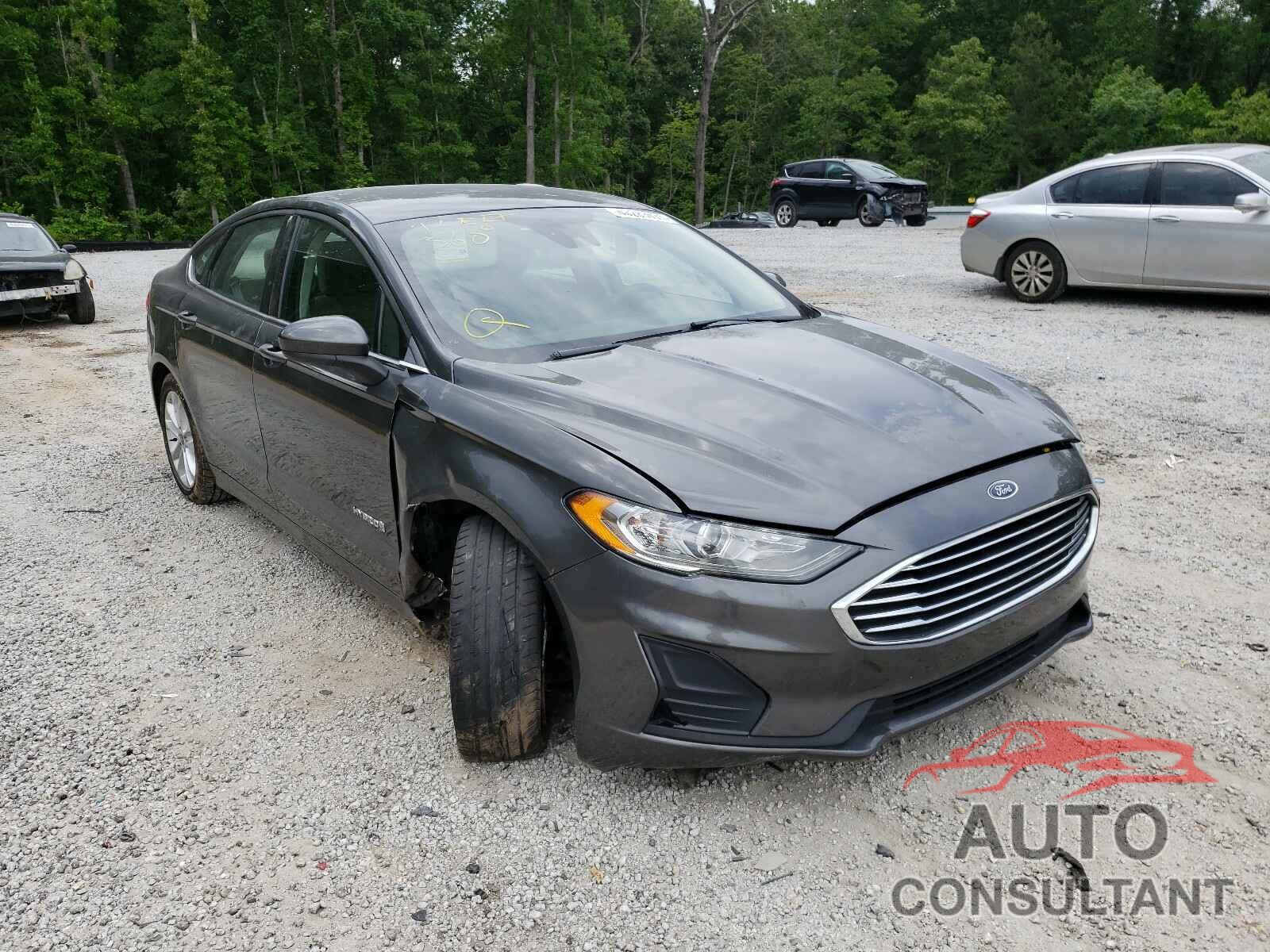 FORD FUSION 2019 - 3FA6P0LU3KR205440