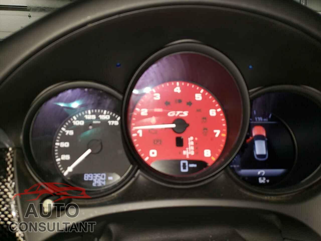 PORSCHE MACAN 2018 - WP1AG2A5XJLB62335