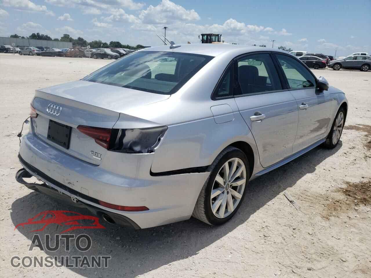 AUDI A4 2018 - WAUKMAF44JA025277