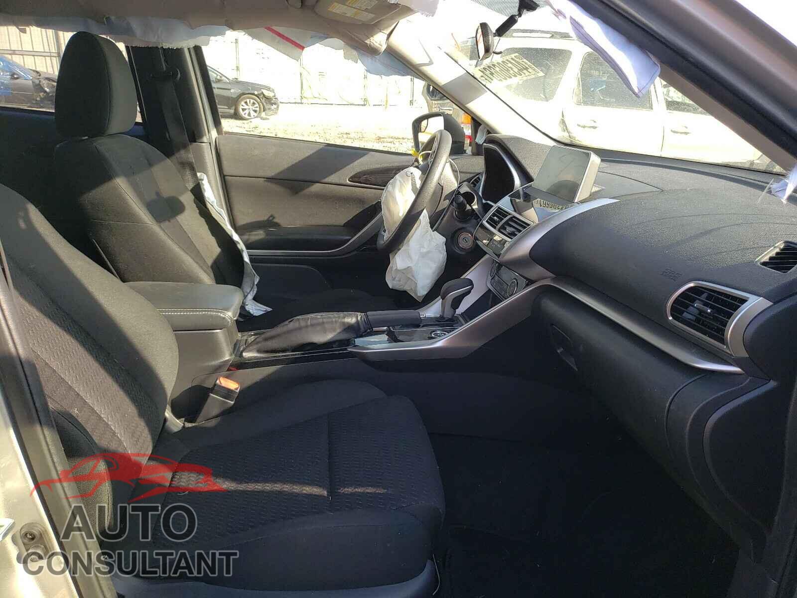 MITSUBISHI ECLIPSE 2019 - JA4AT4AA2KZ050238