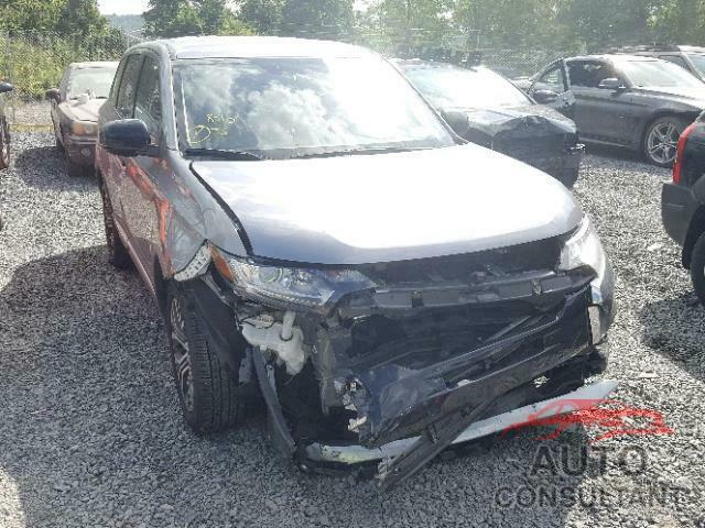 MITSUBISHI OUTLANDER SE 2018 - JA4AZ3A37JZ019303