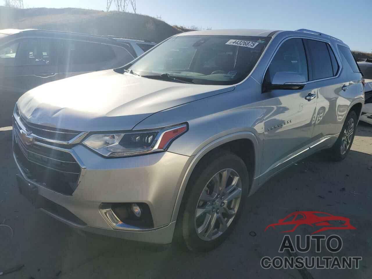 CHEVROLET TRAVERSE 2019 - 1GNEVKKW6KJ154057