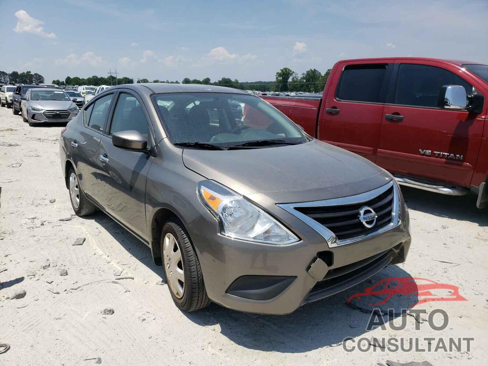 NISSAN VERSA 2017 - 3N1CN7AP2HL833125
