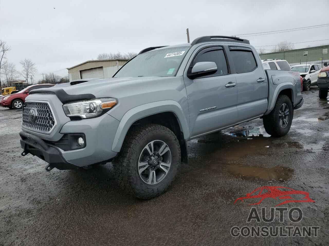 TOYOTA TACOMA 2019 - 5TFCZ5AN2KX198195
