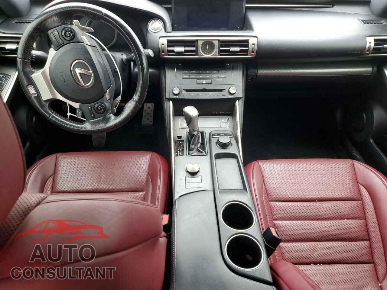 LEXUS IS 2016 - JTHBA1D20G5027640