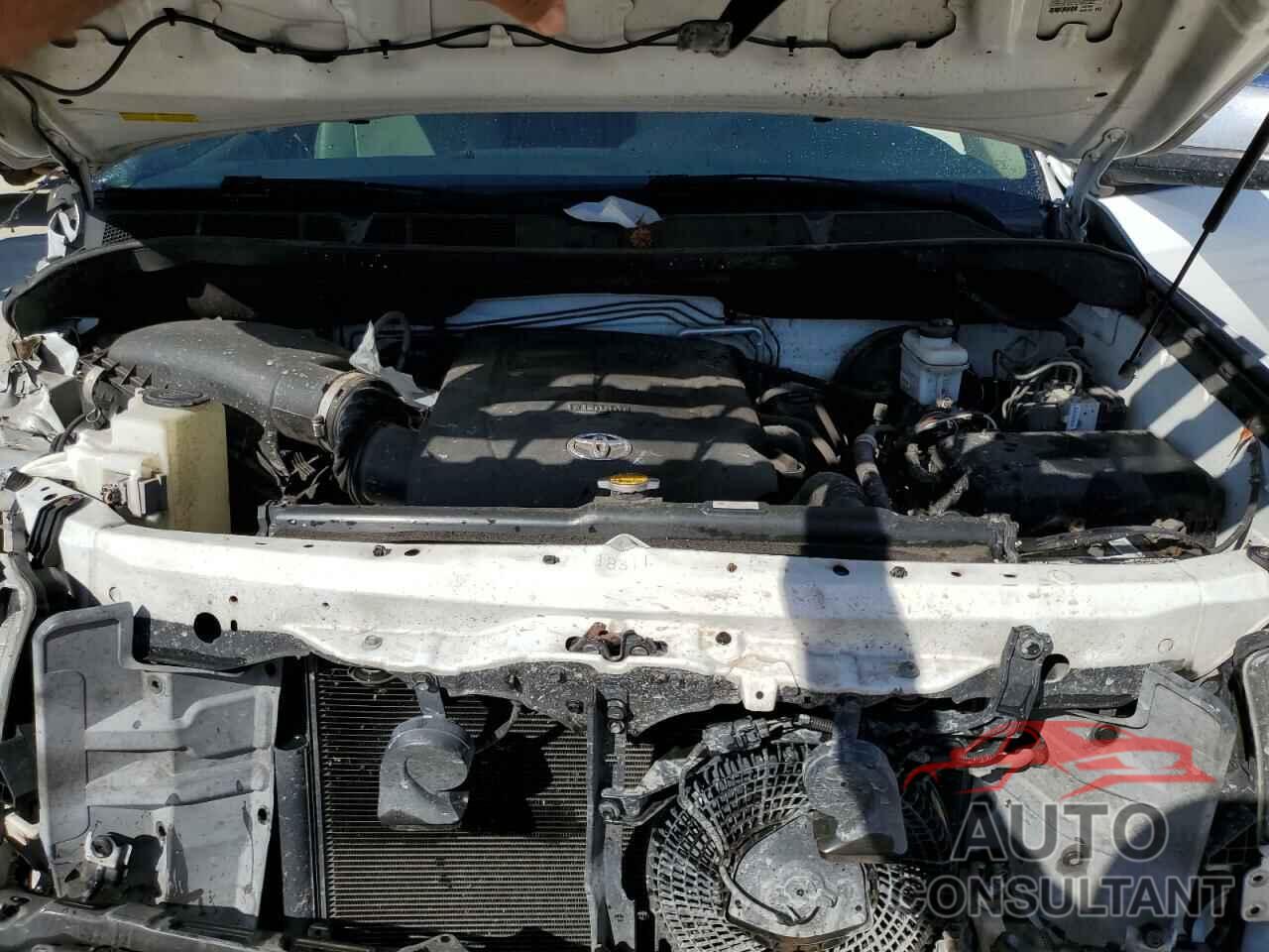 TOYOTA SEQUOIA 2016 - 5TDKY5G12GS061421