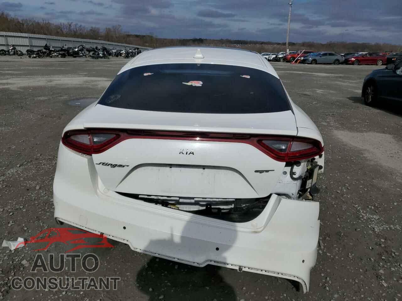 KIA STINGER 2019 - KNAE45LC7K6056477