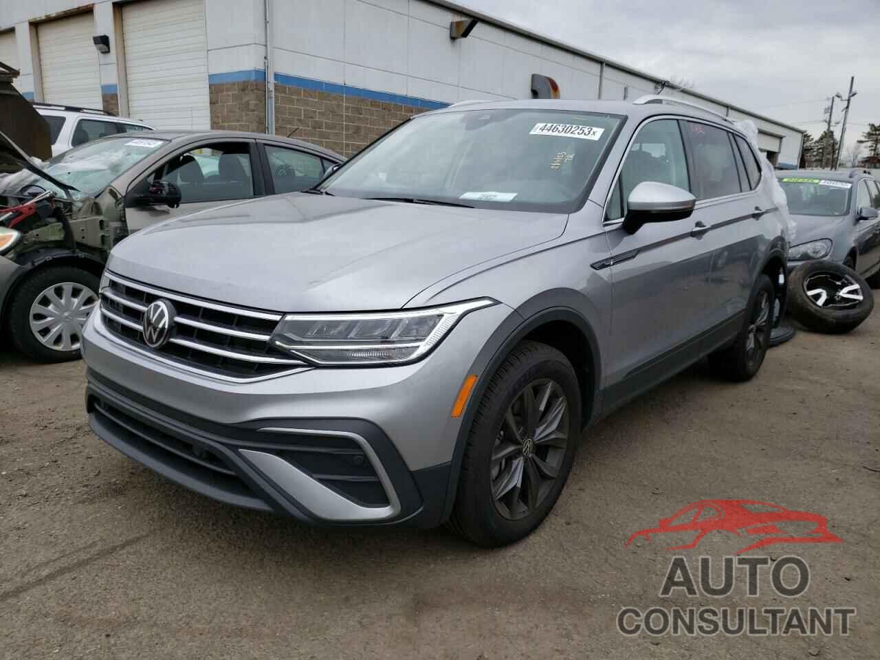 VOLKSWAGEN TIGUAN 2022 - 3VV2B7AX1NM166850