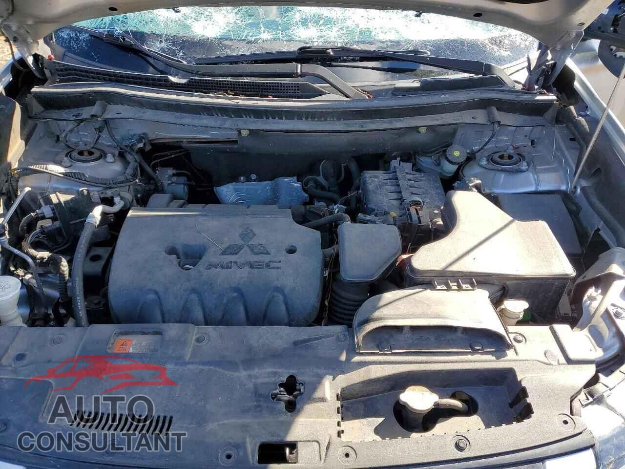 MITSUBISHI OUTLANDER 2019 - JA4AZ3A30KJ002021