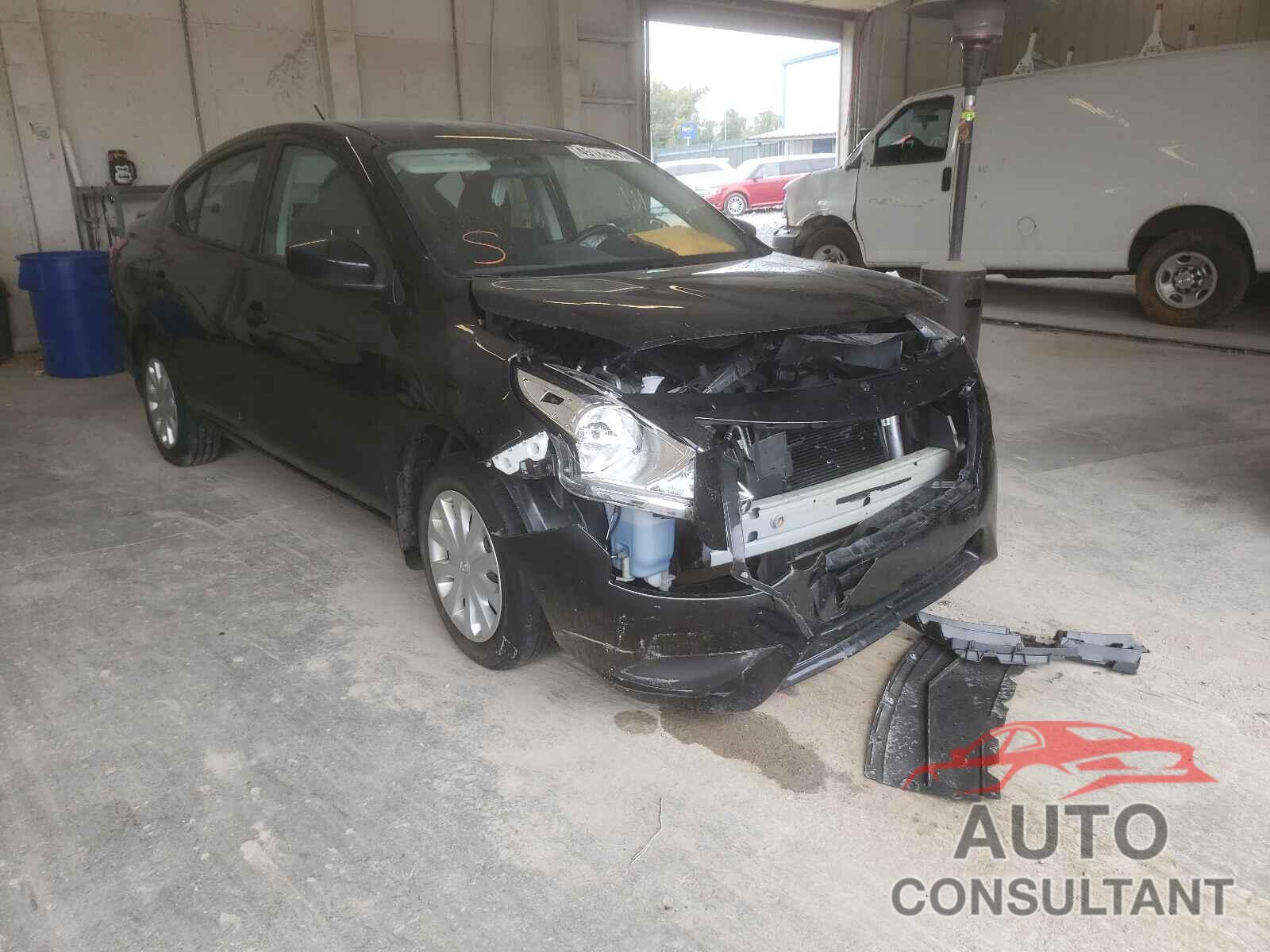 NISSAN VERSA 2019 - 3N1CN7AP2KL861174