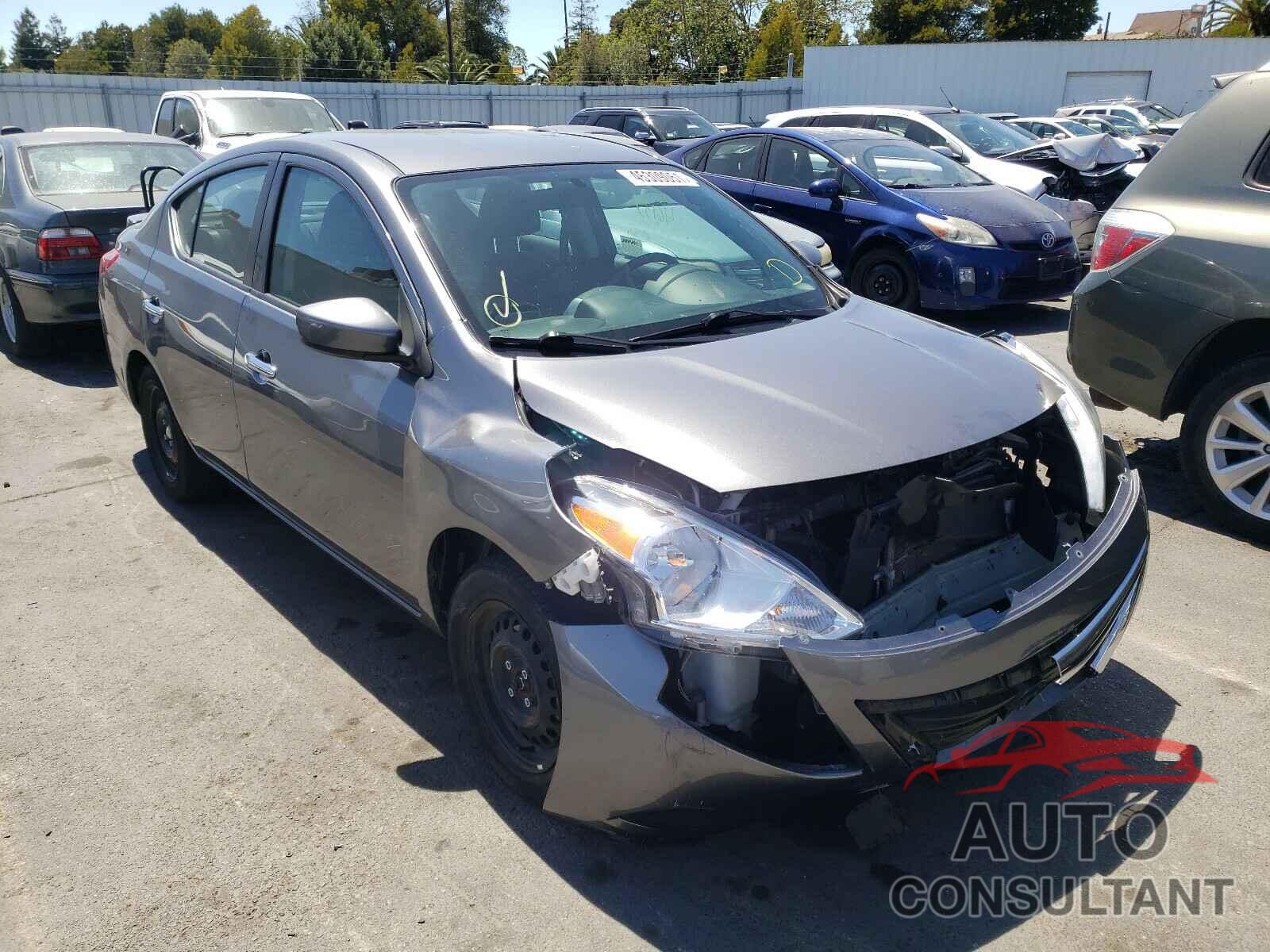 NISSAN VERSA 2019 - 3N1CN7AP4KL843887