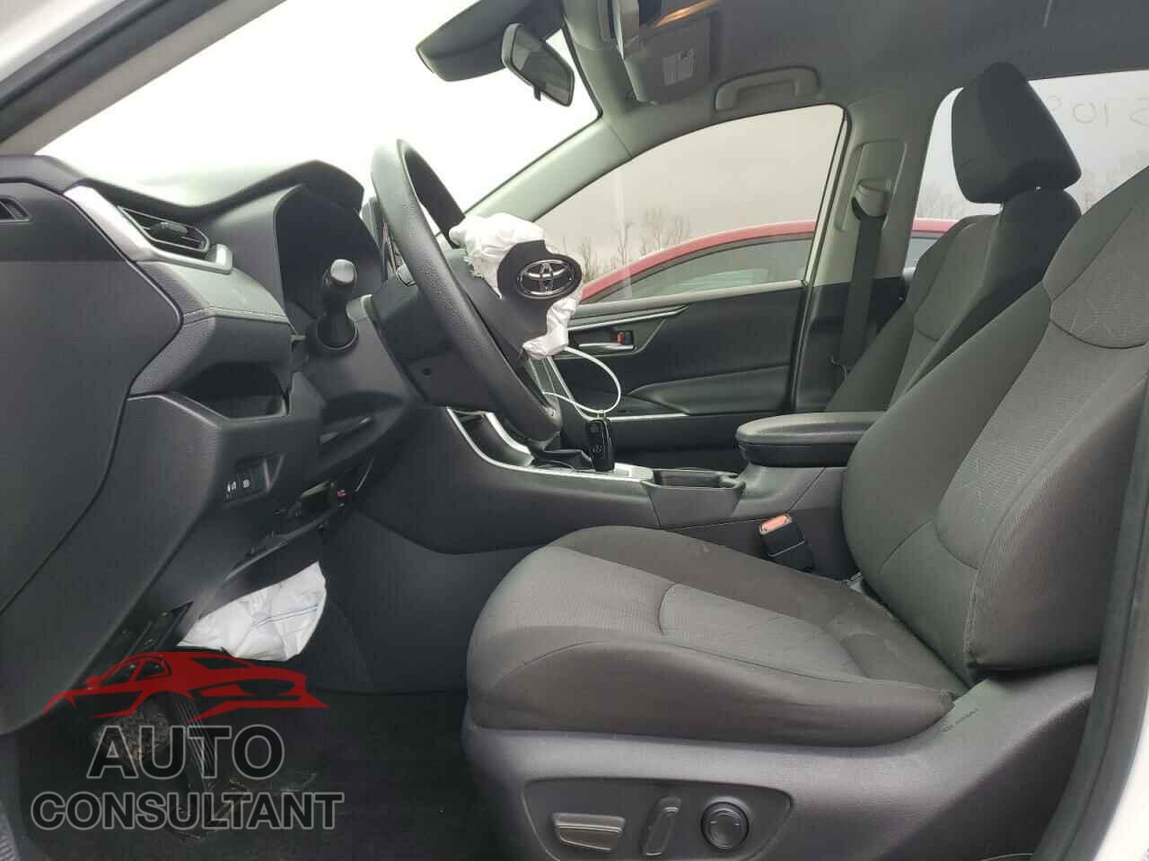 TOYOTA RAV4 2020 - JTMP1RFV2LD048633