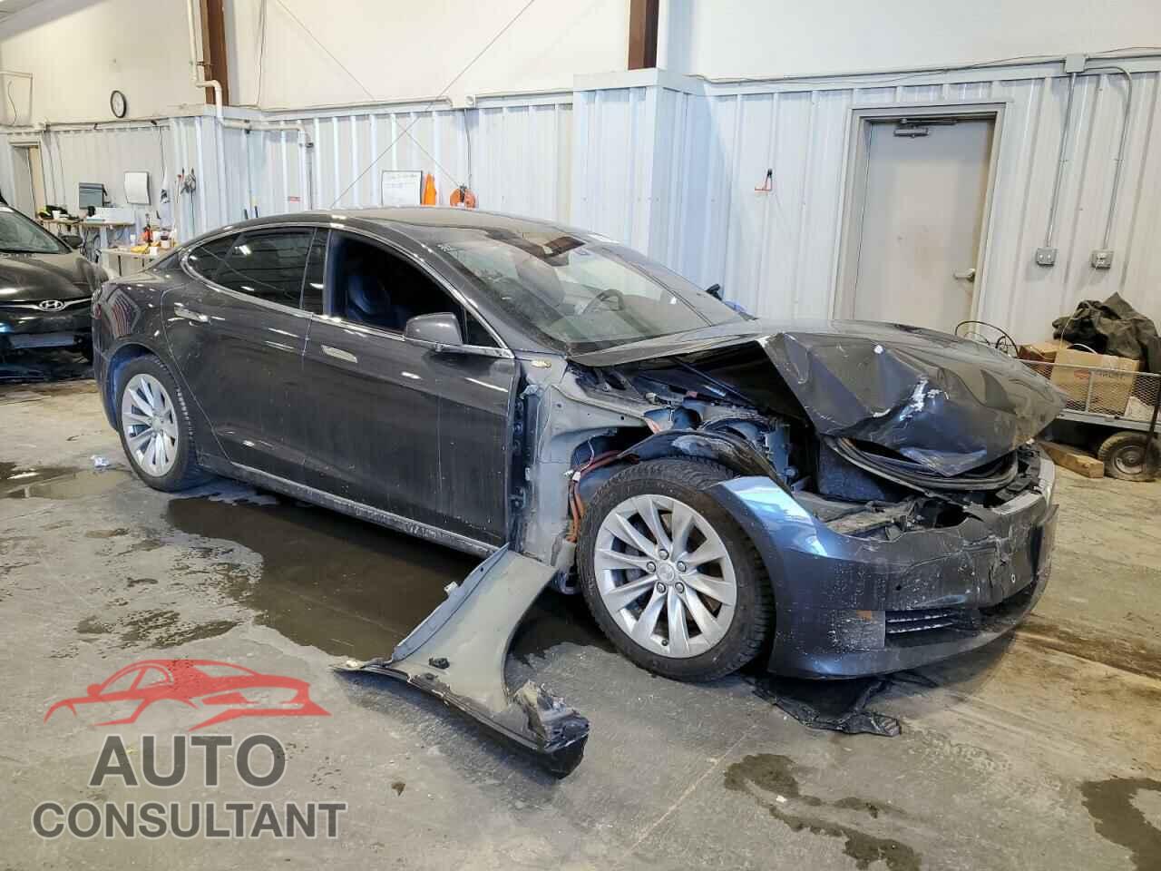 TESLA MODEL S 2017 - 5YJSA1E2XHF197245