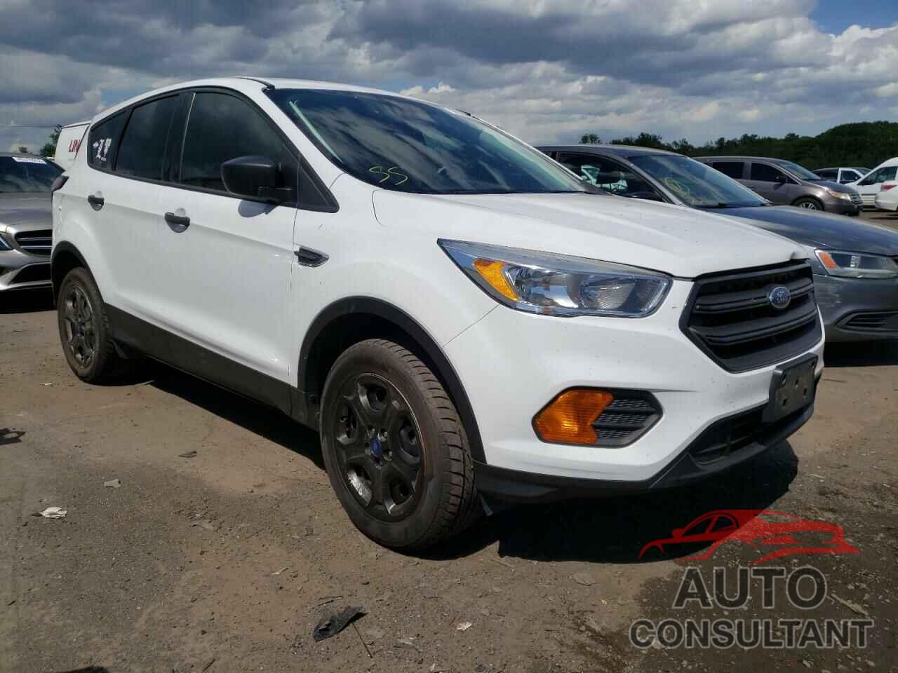 FORD ESCAPE 2017 - 1FMCU0F76HUD47371