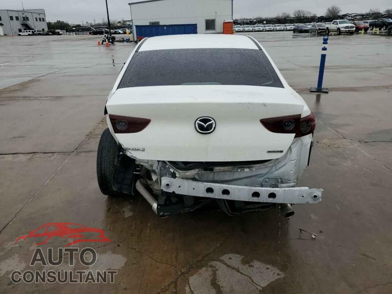 MAZDA 3 2021 - JM1BPABL9M1321181