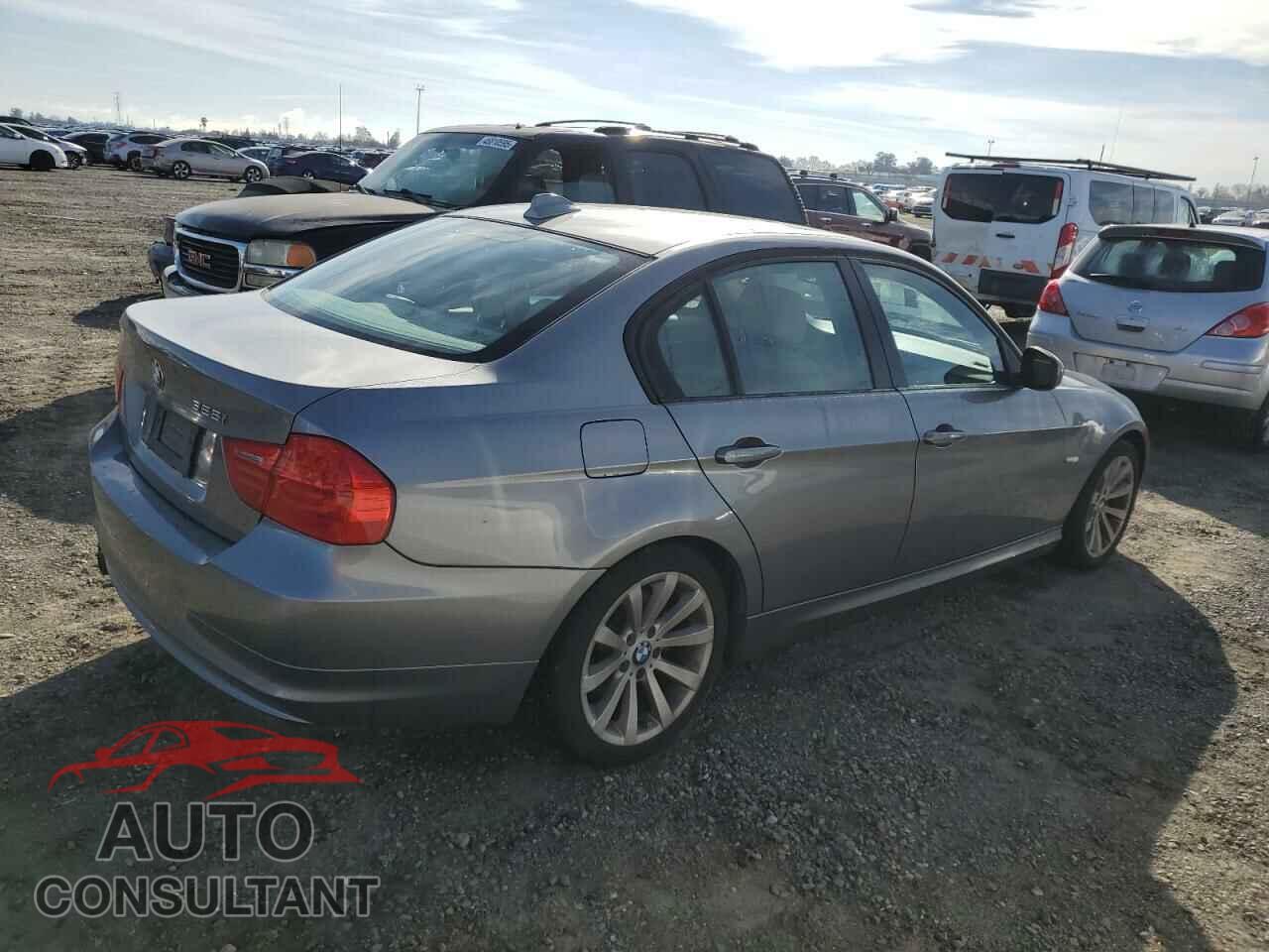 BMW 3 SERIES 2011 - WBAPH5C5XBA441995