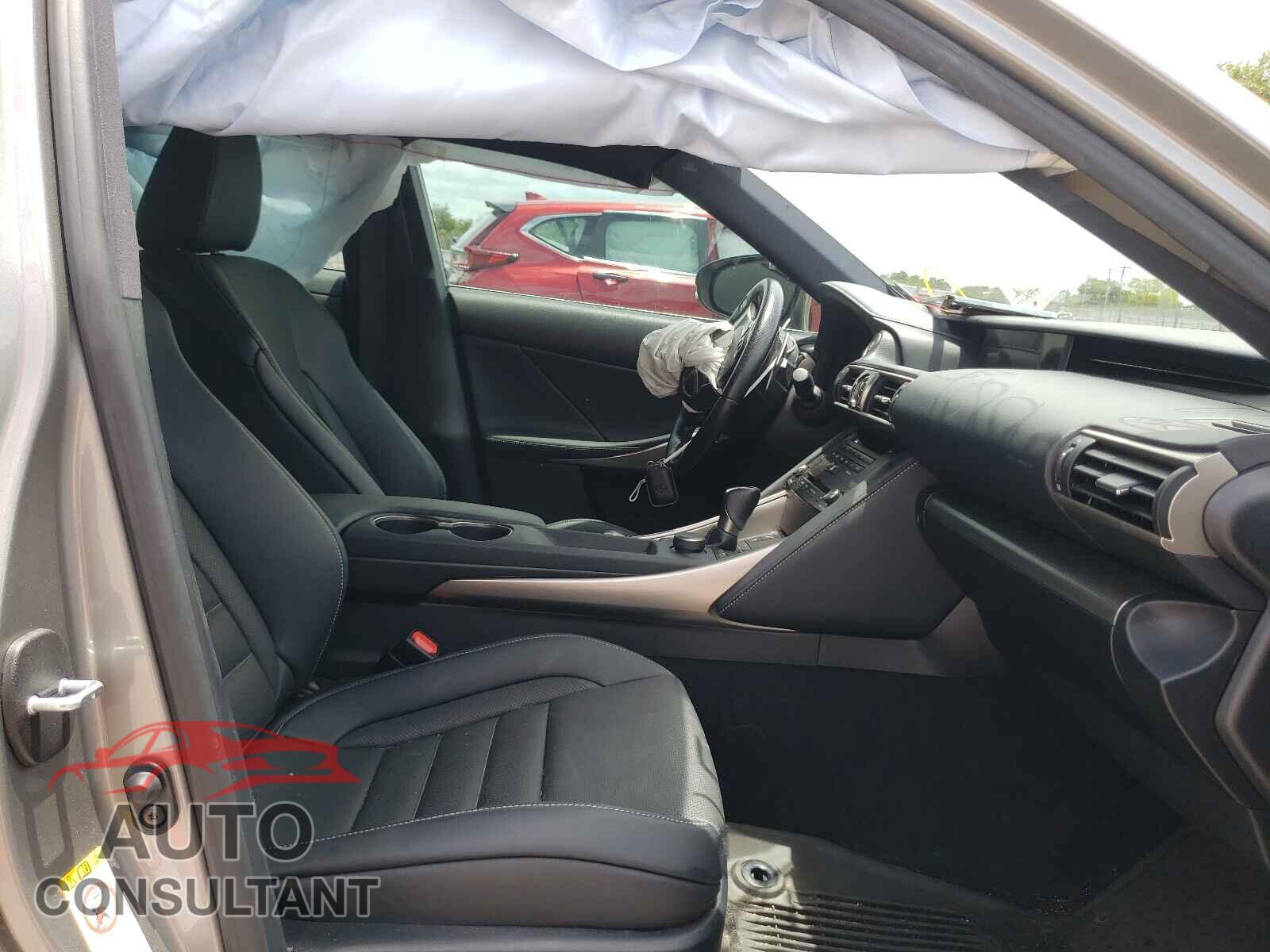 LEXUS IS 2017 - JTHBA1D2XH5043409