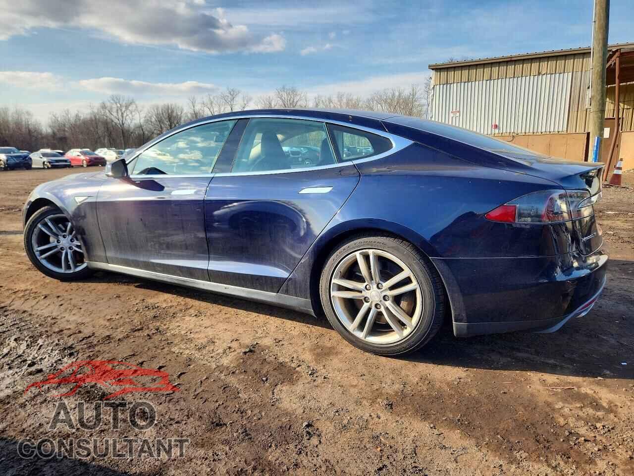 TESLA MODEL S 2013 - 5YJSA1CN4DFP26468