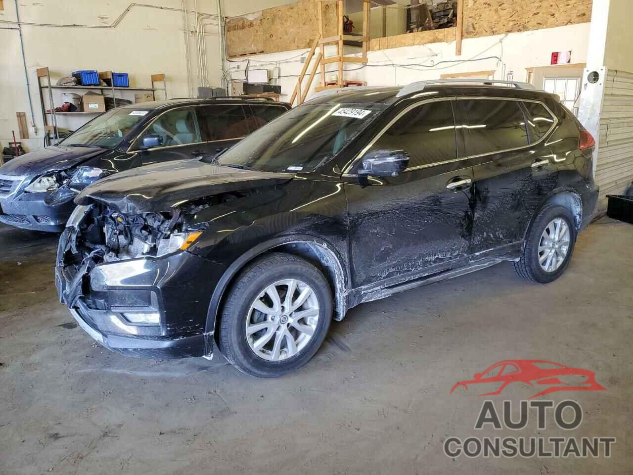 NISSAN ROGUE 2018 - 5N1AT2MV0JC753617