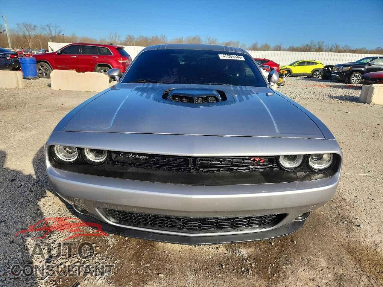 DODGE CHALLENGER 2018 - 2C3CDZBT9JH161512