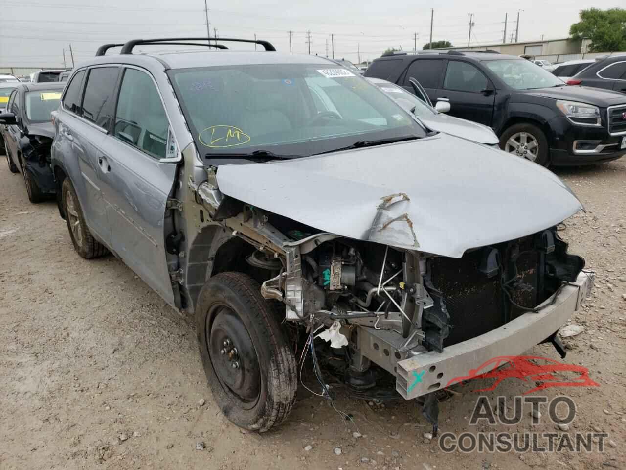 TOYOTA HIGHLANDER 2016 - 5TDZKRFH9GS135021