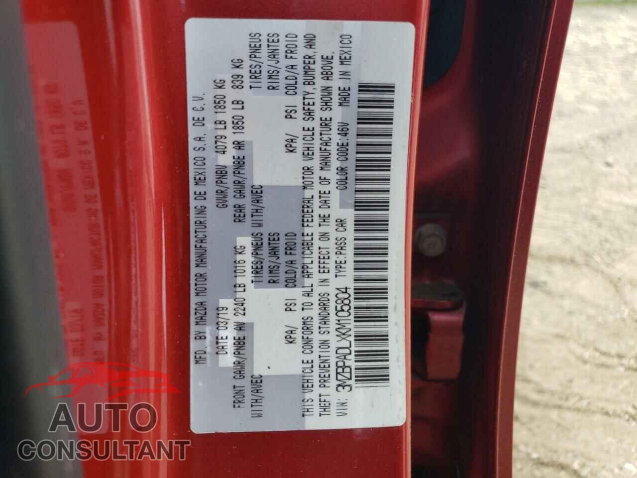 MAZDA 3 2019 - 3MZBPADLXKM105804