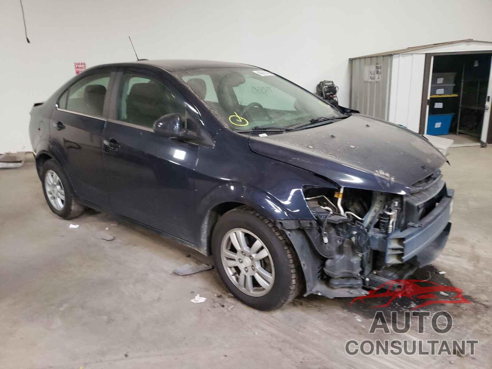 CHEVROLET SONIC 2016 - 1G1JC5SH2G4159576