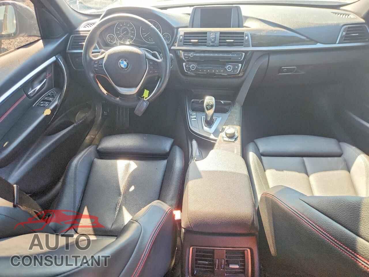 BMW 3 SERIES 2016 - WBA8E9G55GNU28764