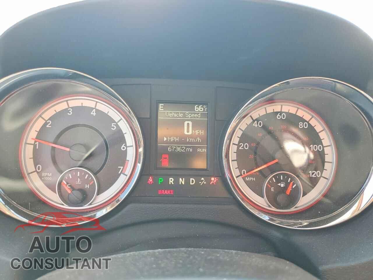 DODGE CARAVAN 2015 - 2C4RDGCG5FR548233