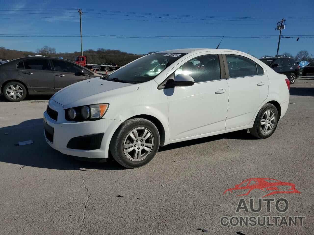CHEVROLET SONIC 2014 - 1G1JC5SB6E4240928