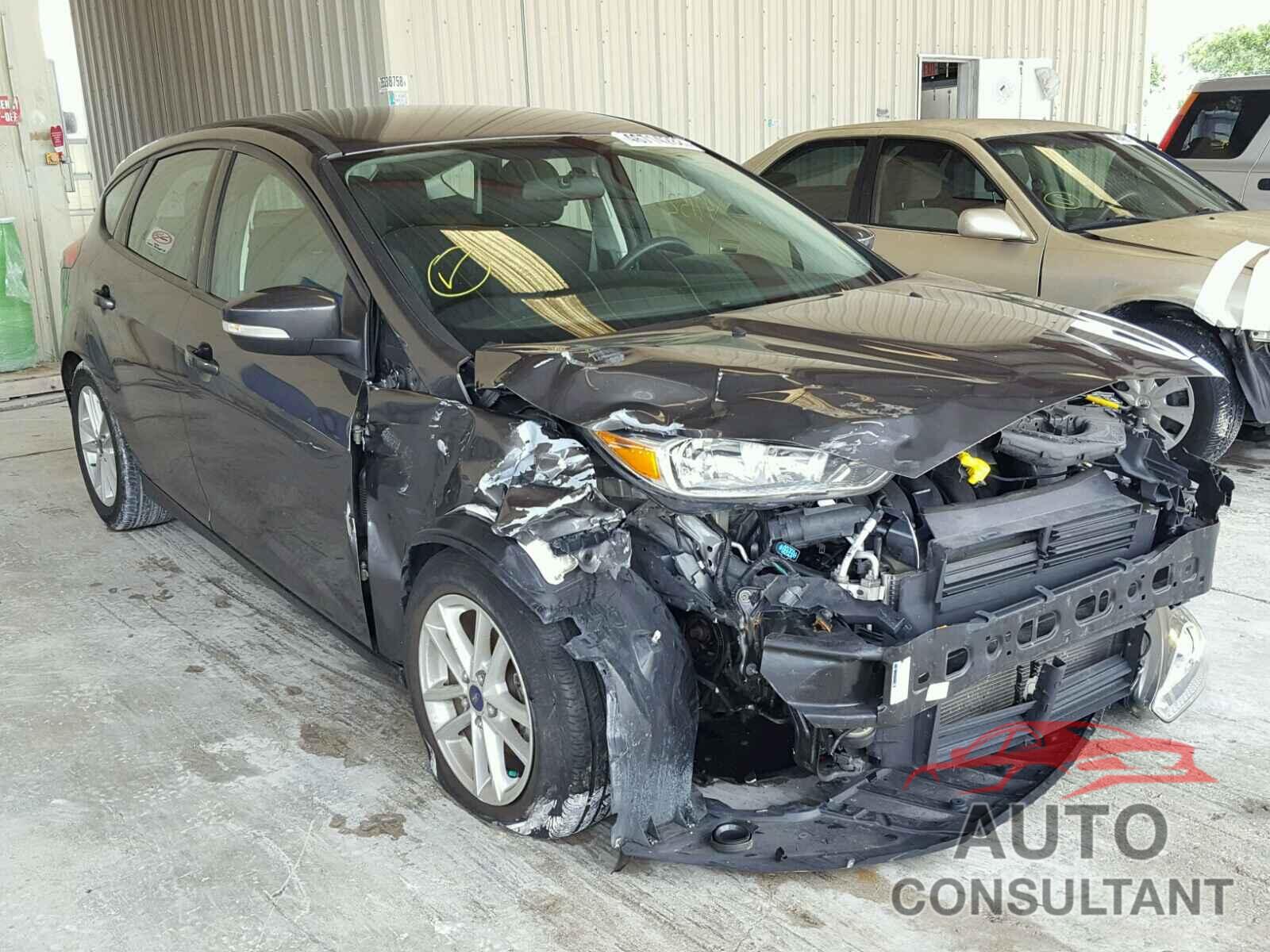 FORD FOCUS 2015 - 1FADP3K29FL233062
