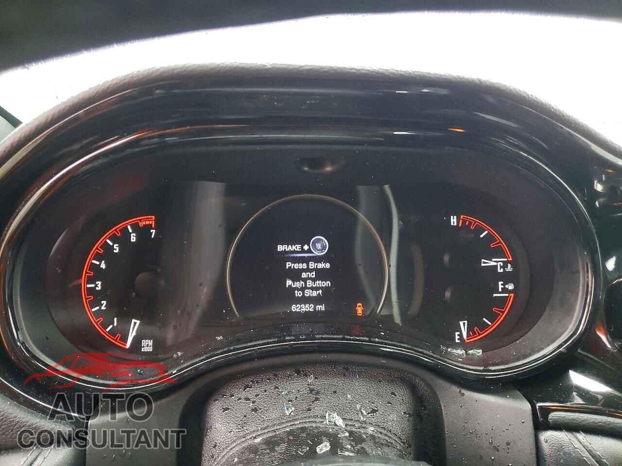 DODGE DURANGO 2021 - 1C4RDJDGXMC557236