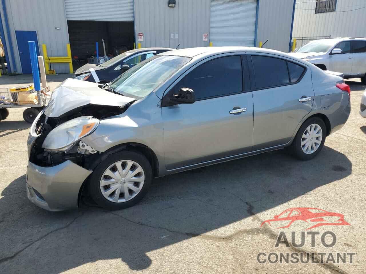 NISSAN VERSA 2014 - 3N1CN7AP4EL813163